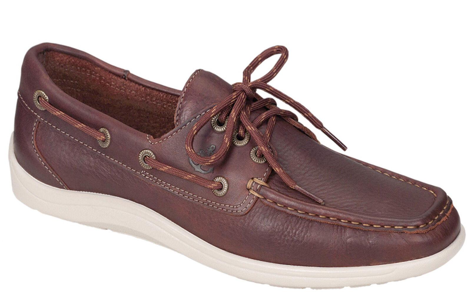 lace up boat shoes